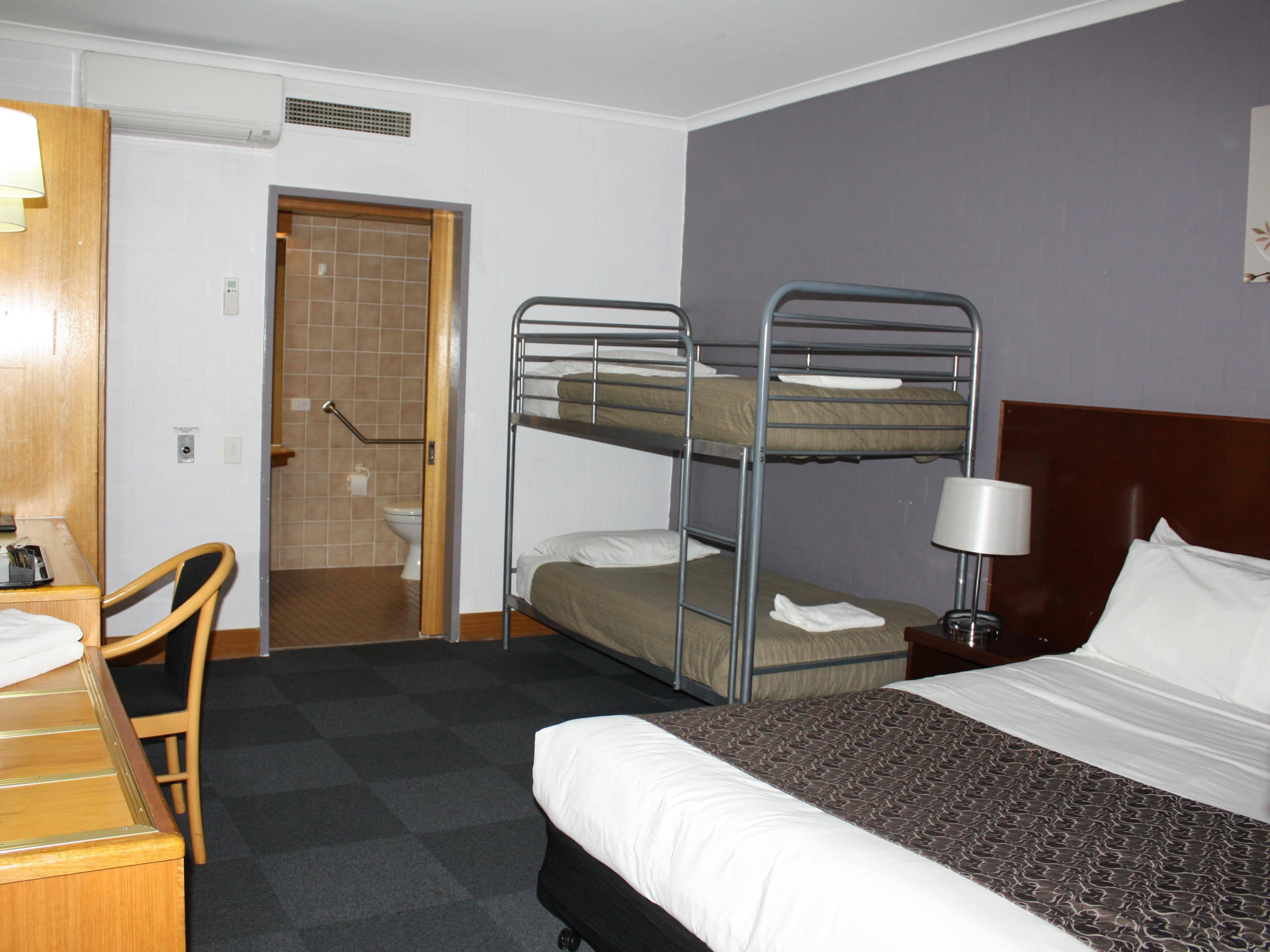 Capital Airport Motel Queanbeyan Exterior foto