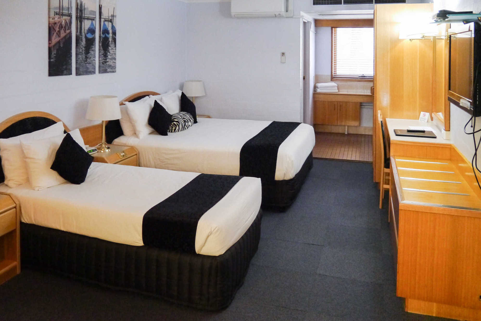 Capital Airport Motel Queanbeyan Habitación foto